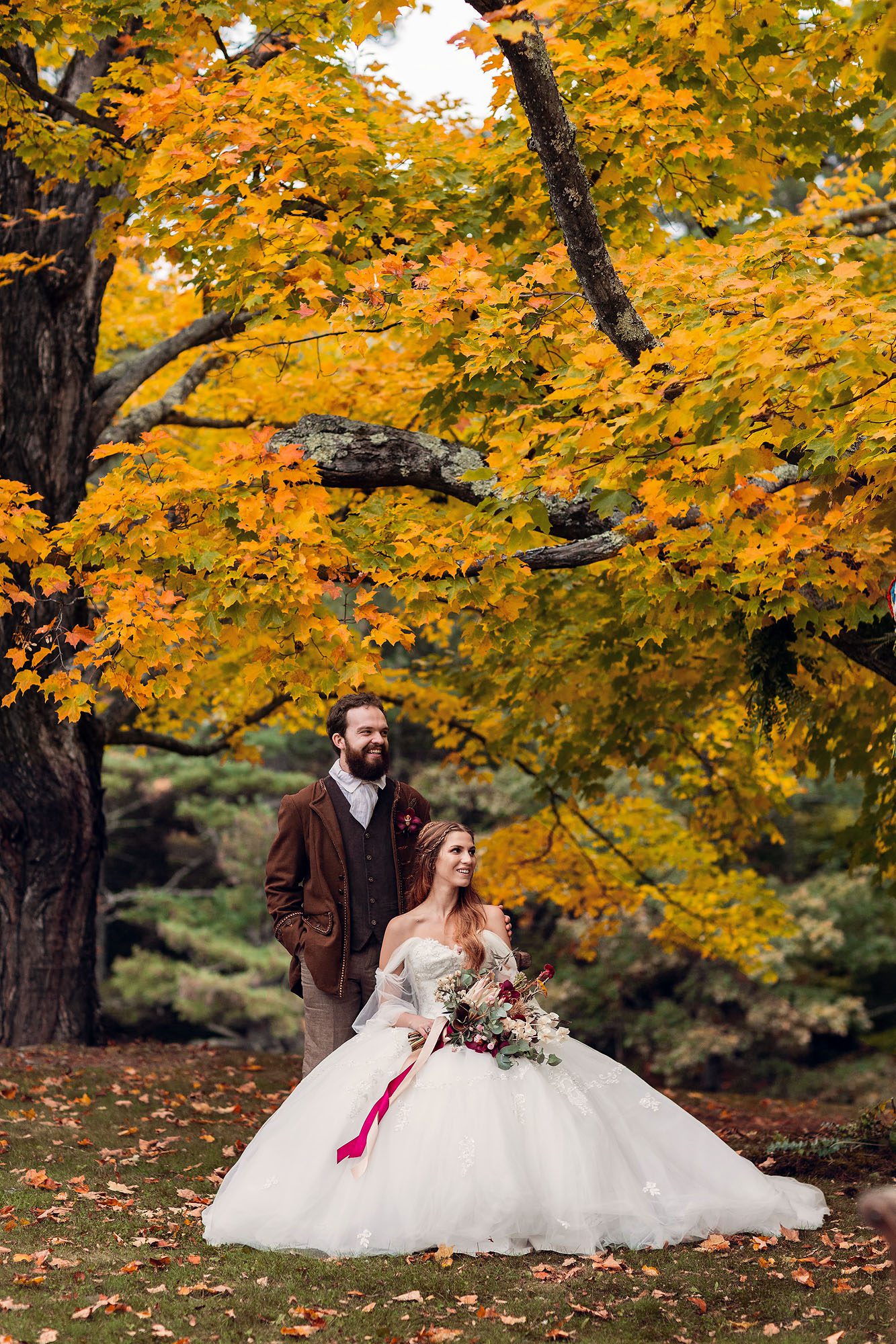 October Wedding at Pine Hill Farm | Moultonborough NH | Erika Follansbee Photography